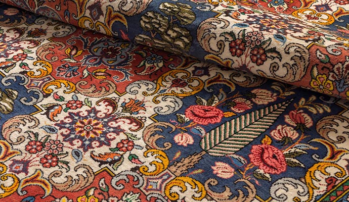 Floral oriental rug