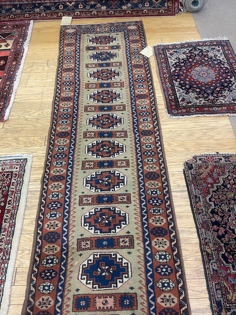 3'x8' living room rug