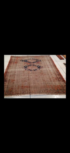 8'x10' living room rug