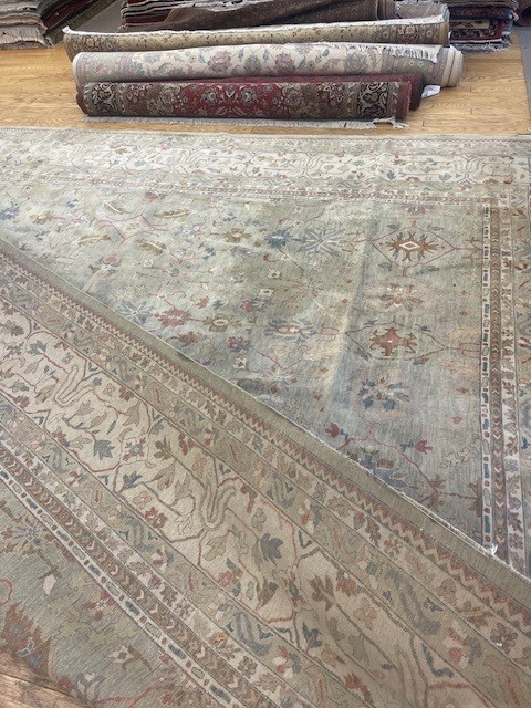 12'x15' living room rug (before)