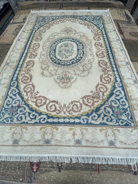 6'x9' rug for living room